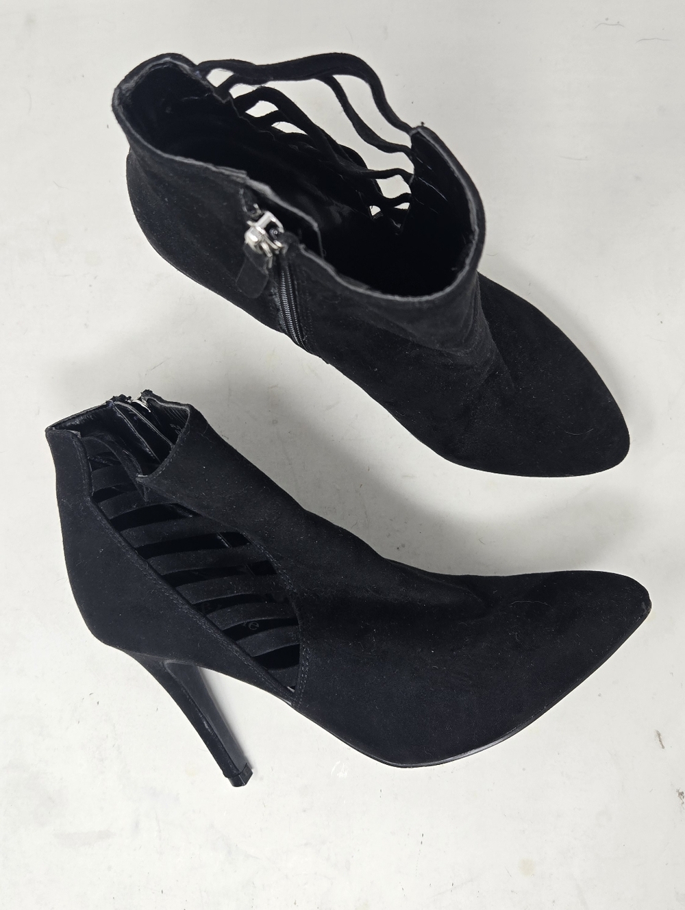 Kelly & Katie Black Strappy Suede Ankle Heels Women's Size 6 1/2M